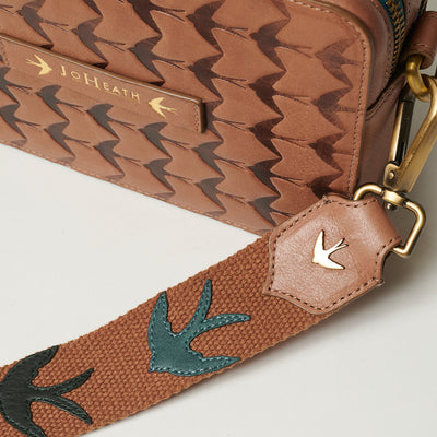 Swan Camera Bag - Nude