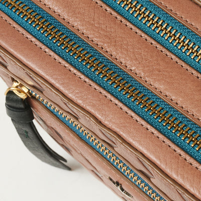Swan Camera Bag - Nude